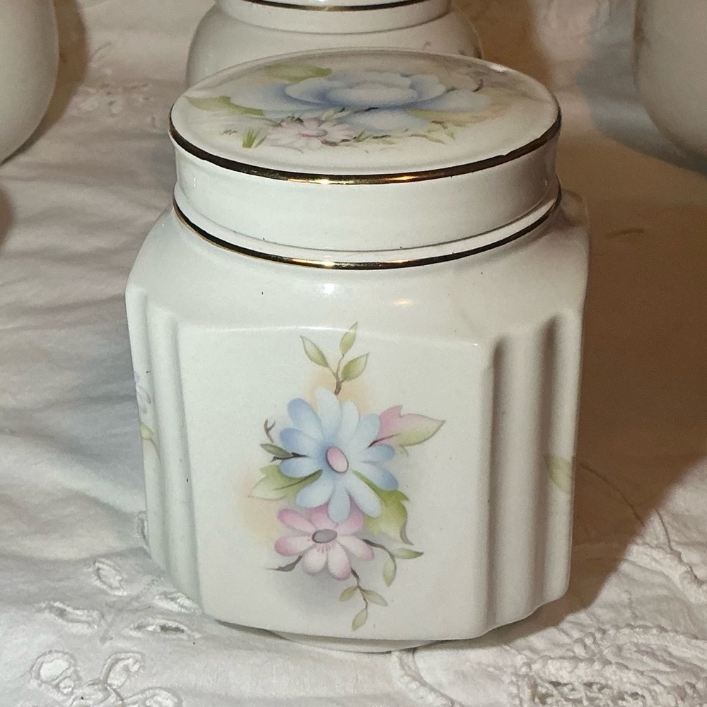 Vintage Sadler England Floral Ceramic Jar / Ginger Jar Tea Caddy Gold Trim